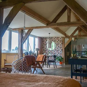 Bed & Breakfast Tweezeven Geulle